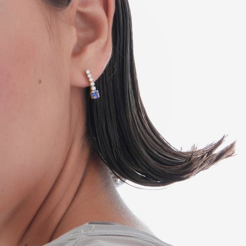 Shine gold-plated short earrings with blue crystal in waterfall shape