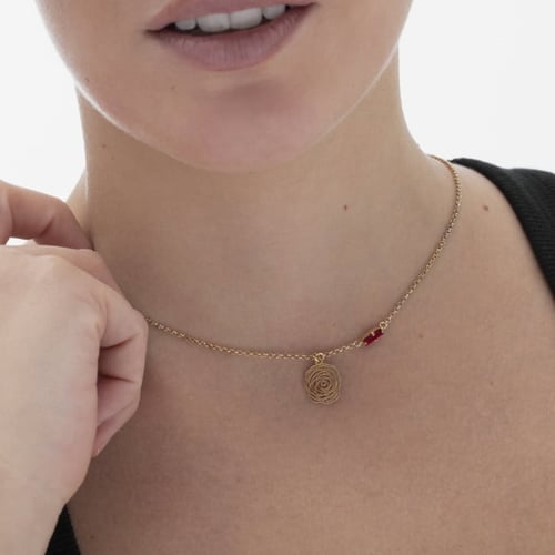 Scarlet flower scarlet necklace in gold plating