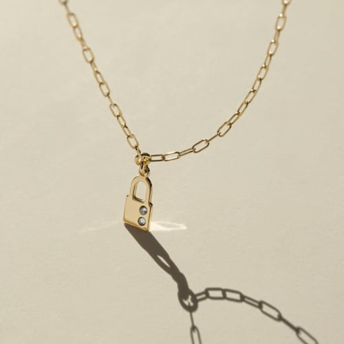 Je t´aime padlock crystal necklace in gold plating
