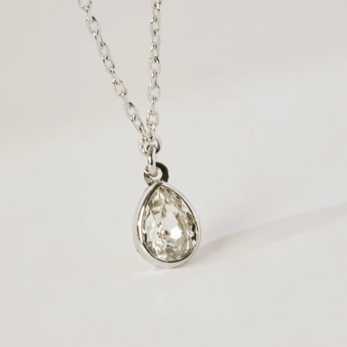 Essential XS tear crystal necklace in silver