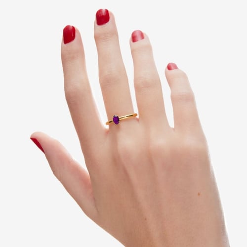 Cinnamon gold-plated adjustable ring with purple crystal in oval shape