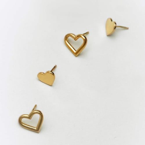 Sincerely gold-plated heart shape stud earrings