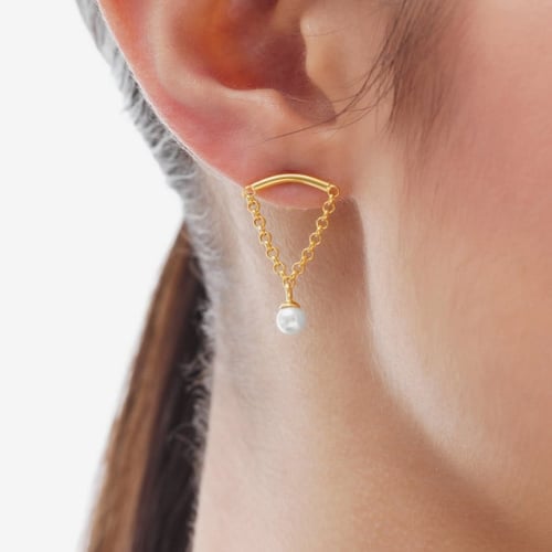 Milan gold-plated curve shape earrings with pearl and chain