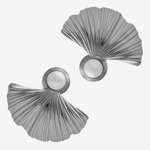 Pendientes concha con perla elaborados en plata