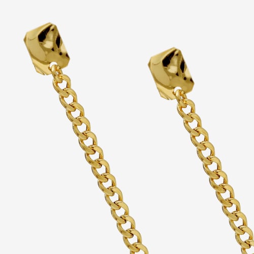 Pendientes rectangulares con cadena barbada bañados en oro en oro