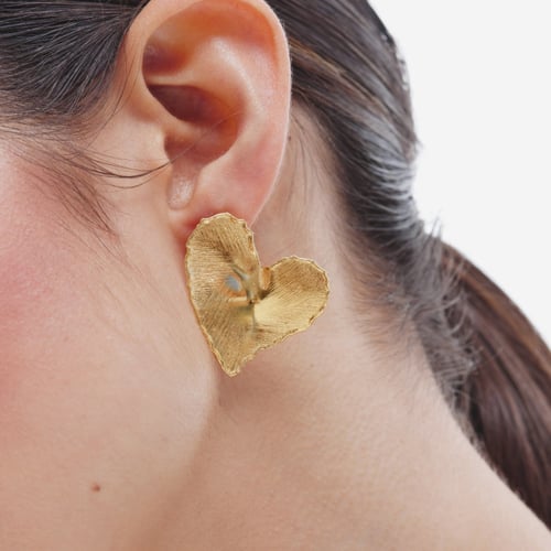 New York gold-plated satin-finish heart shape earrings