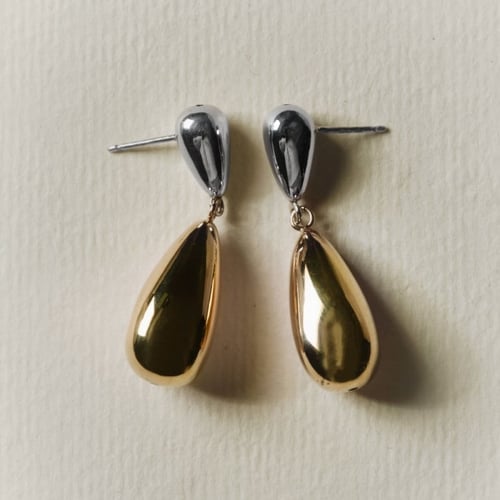 Eterna bicolor-plated doble drop long earrings