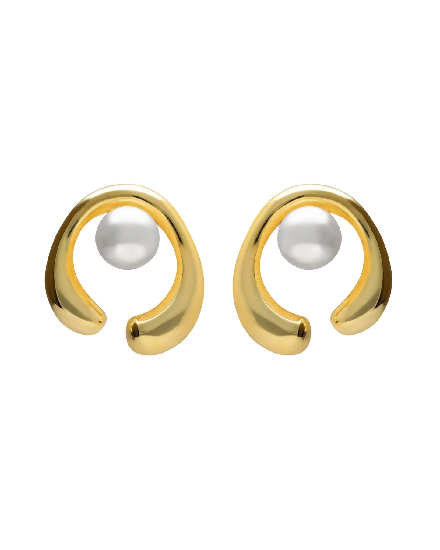 Solene short earrings with cultured pearl in gold-plated silver