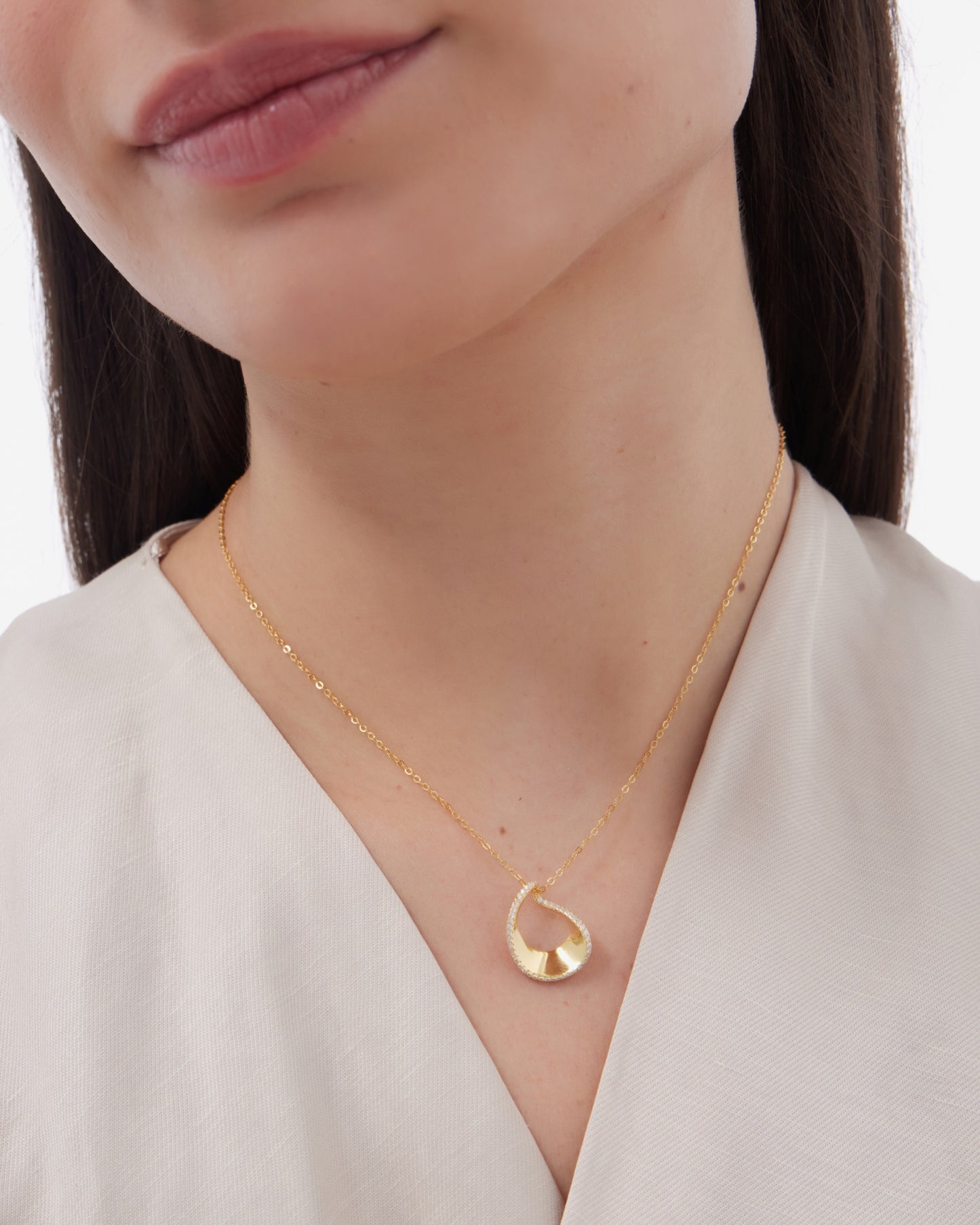 Collar corto Lux gota con circonita blanca en Plata