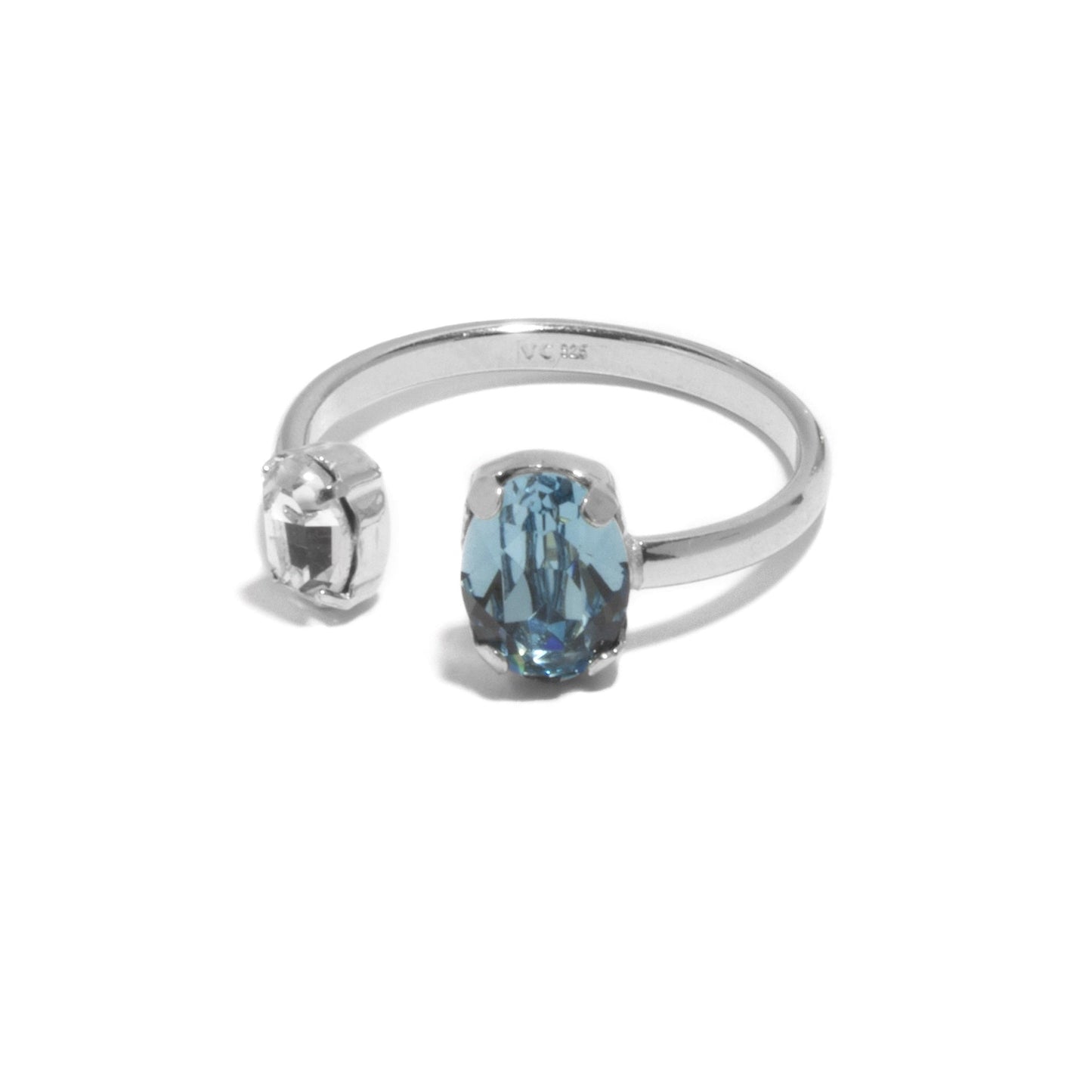 Anillo ajustable Gemma oval cristal en Plata baño rodio