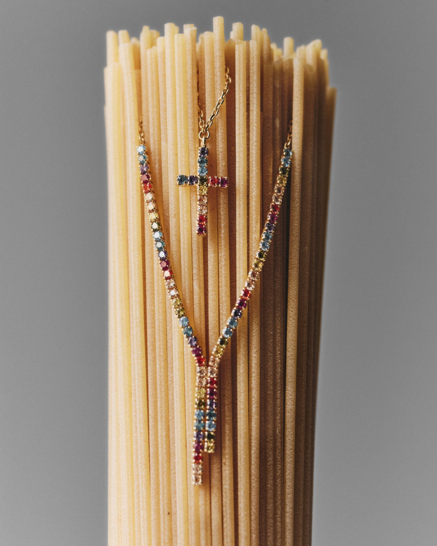 Collar corto Riviera con cristales riviere multicolor en Plata