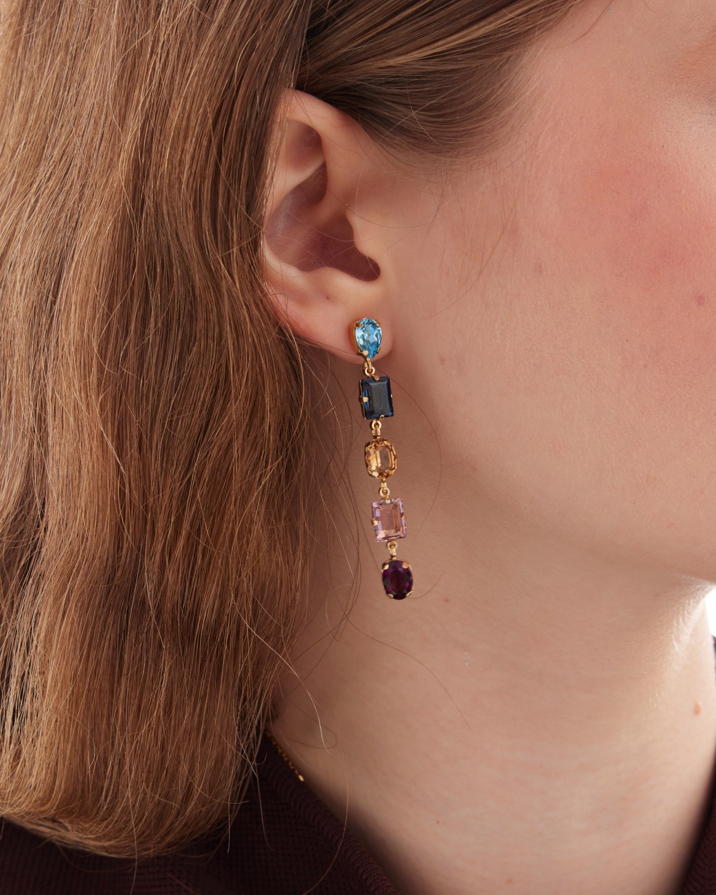 Pendientes largos Borea con cristal multicolor en Plata baño Oro
