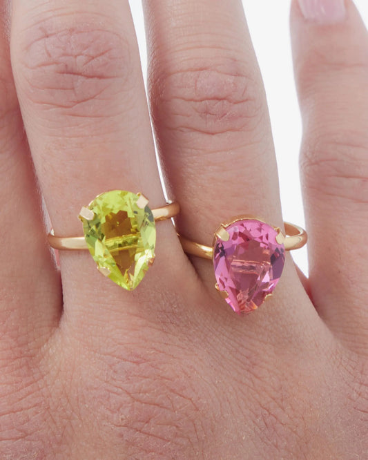 Anillo ajustable Fleur lágrima con cristal en Plata baño Oro