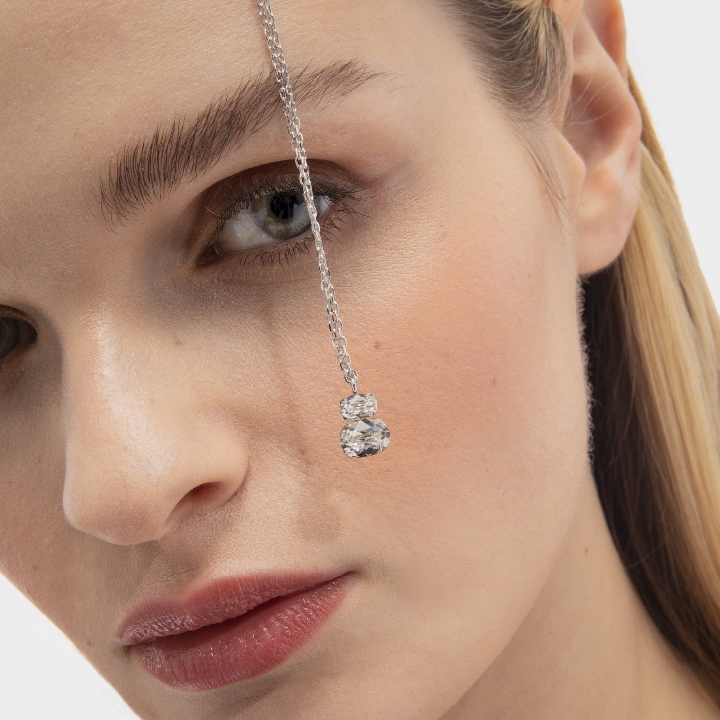 Collar corto oval Ombra con cristal en Plata baño Rodio