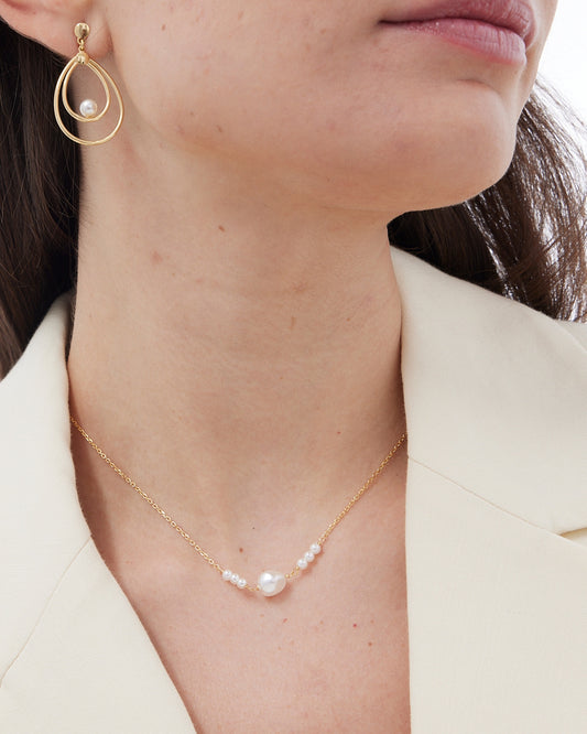 Collar corto Solene con perla barroca en Plata baño Oro