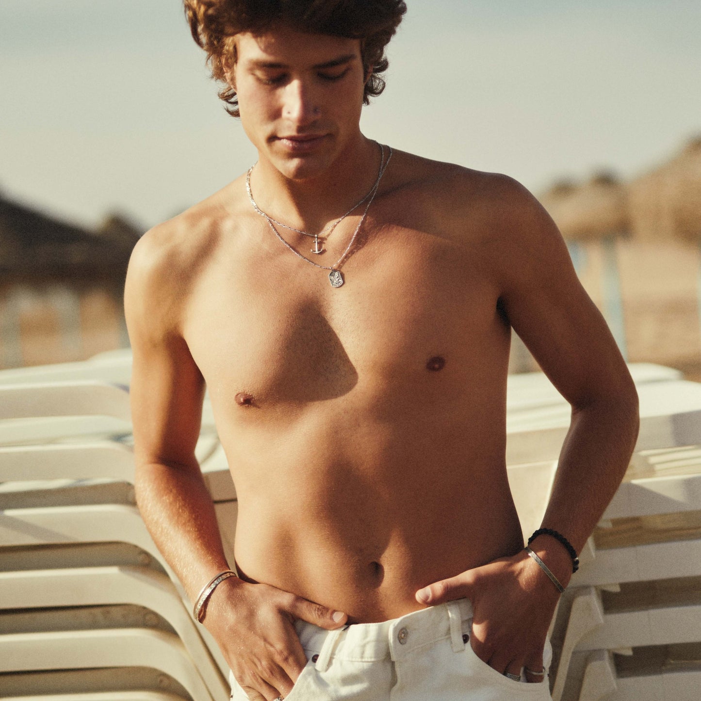 Collar largo Ares ancla en Plata baño rodio