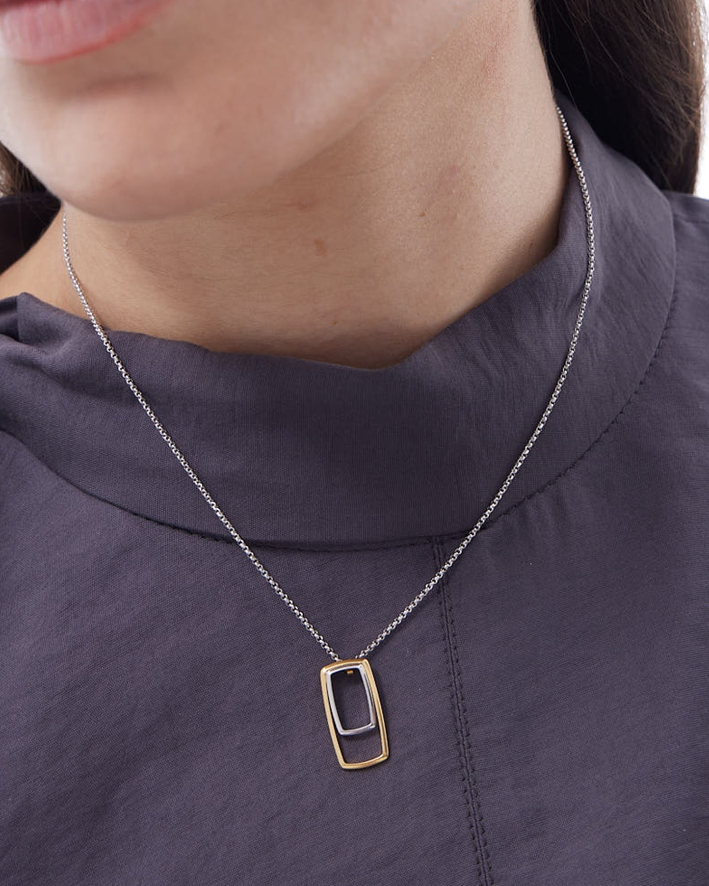 Short Avenue bicolour rectangular necklace in Silver