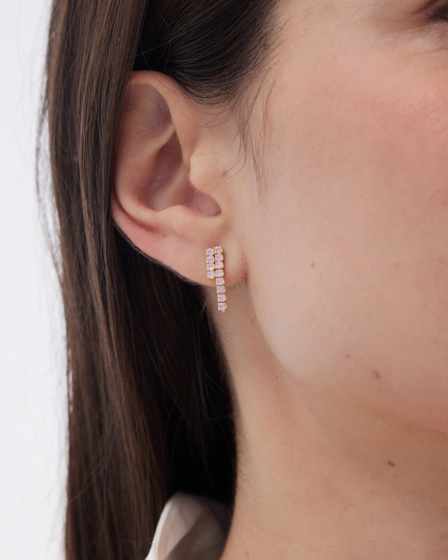Pendientes cortos Eau con cristales riviere rosa en Plata baño Oro