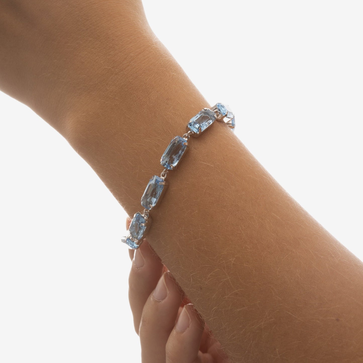 Pulsera Inspire rectángulo cristal azul en Plata baño rodio