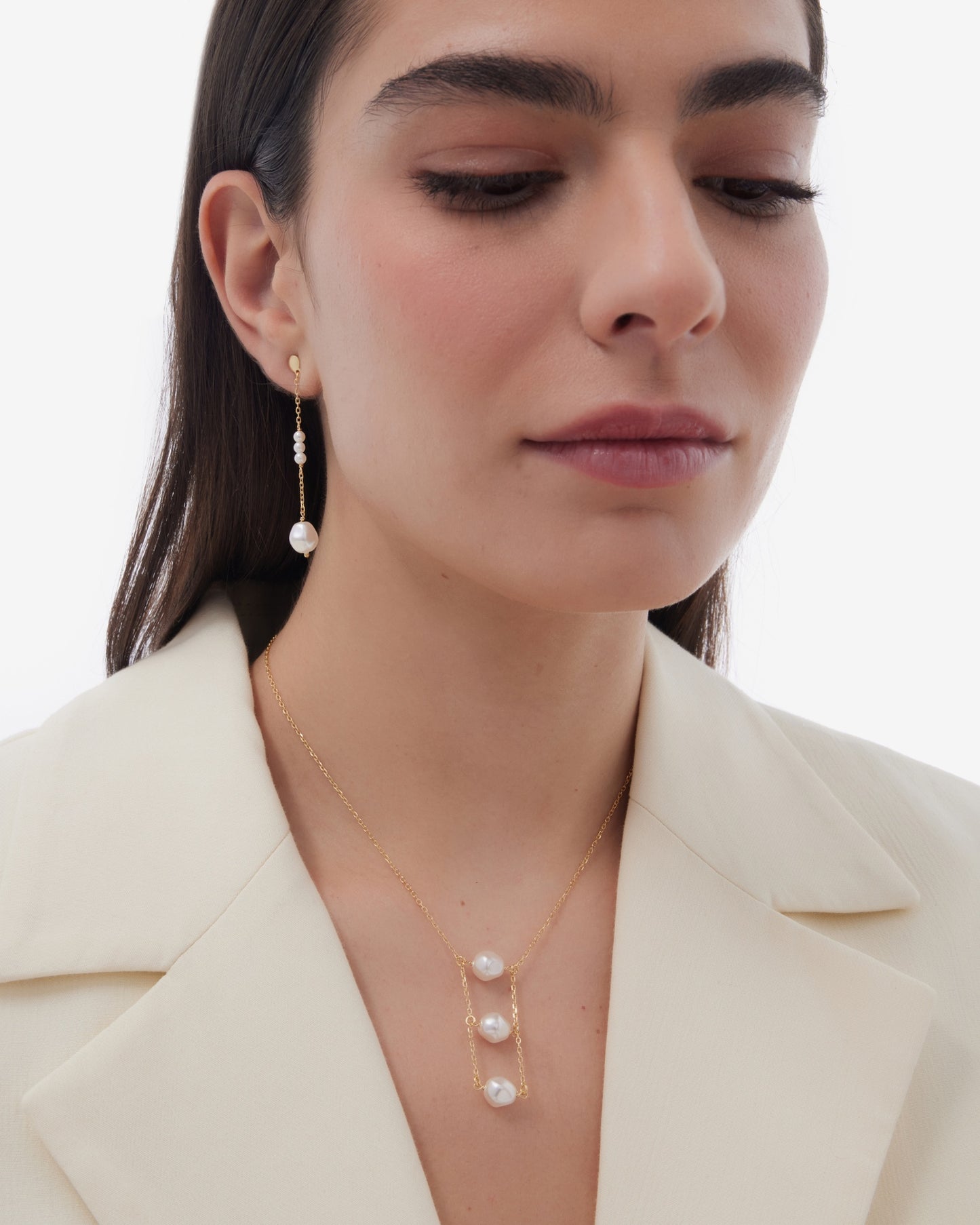 Collar largo Solene con perla barroca en Plata baño Oro