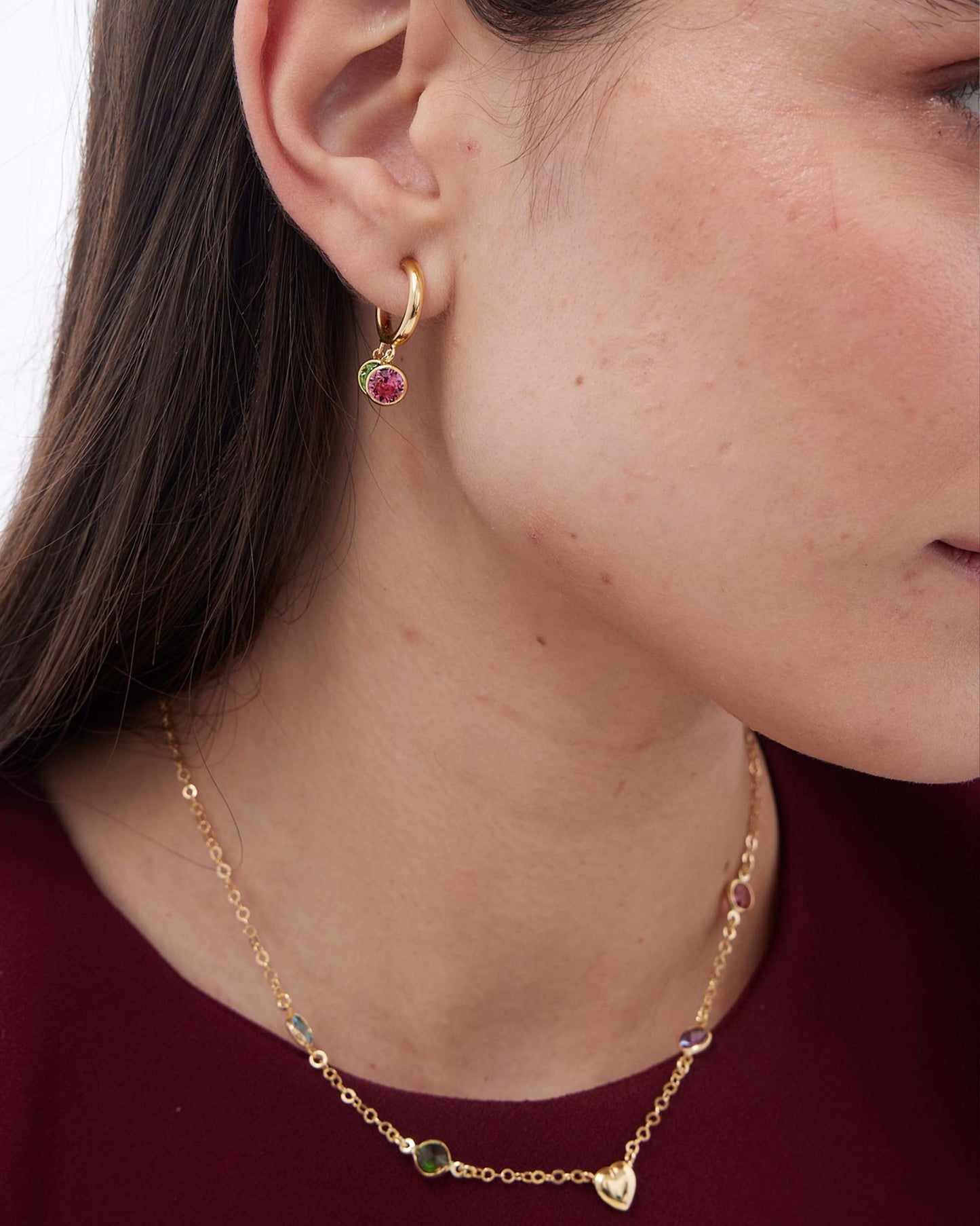 Pendientes aro Muá con cristal multicolor en plata baño oro