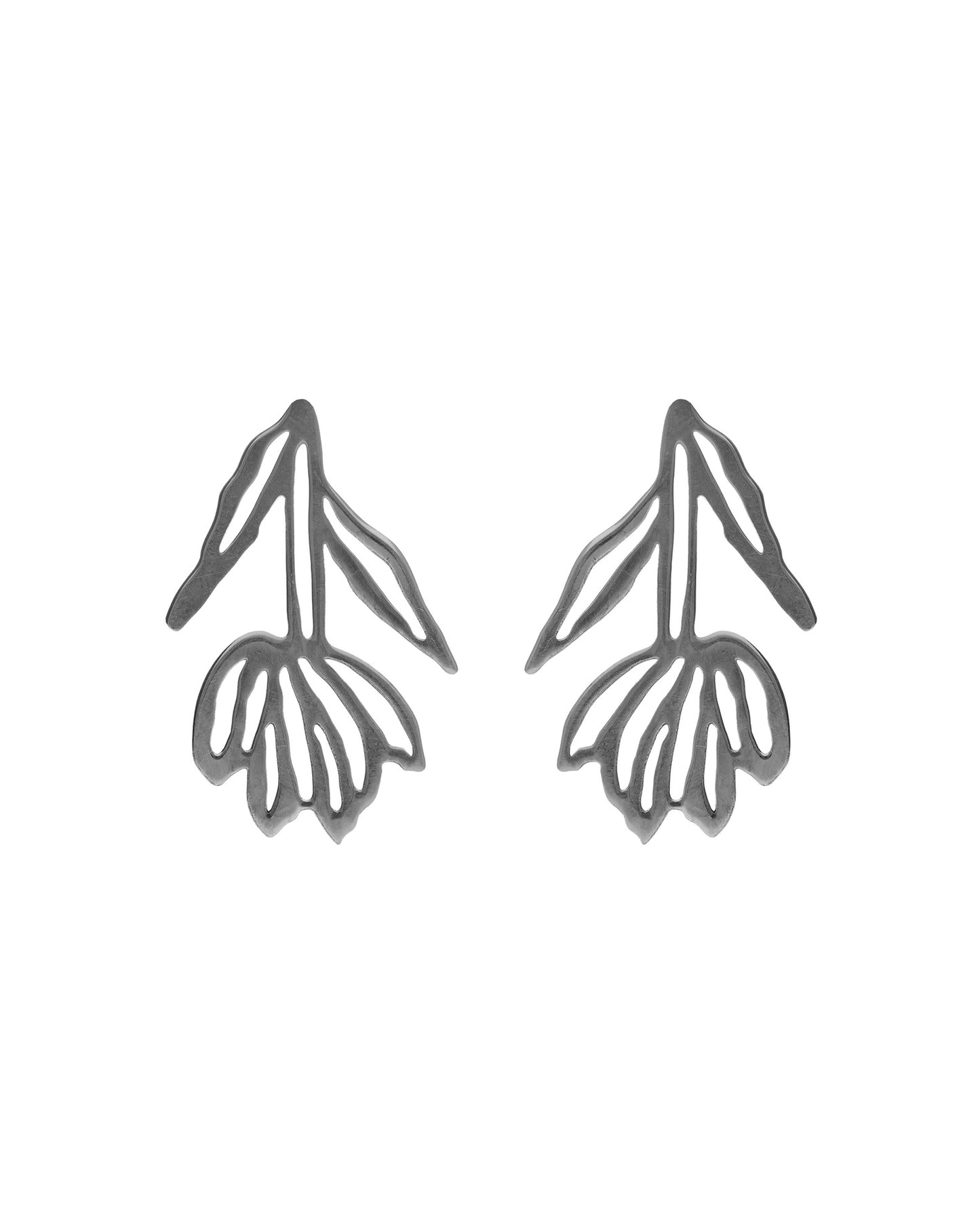 Pendientes cortos flor Alpina en Plata