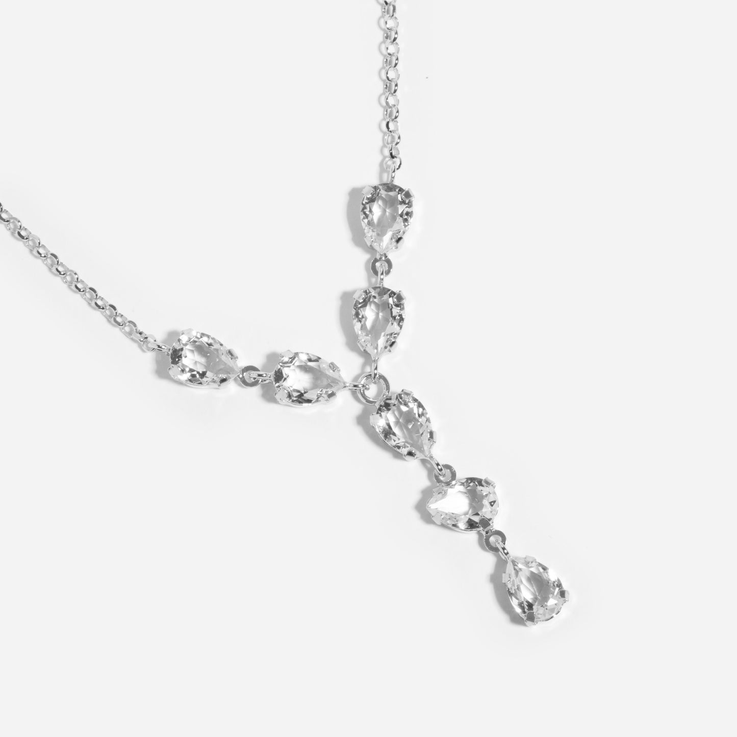 Collar corto Magnolia lágrima cristal blanco en Plata baño rodio