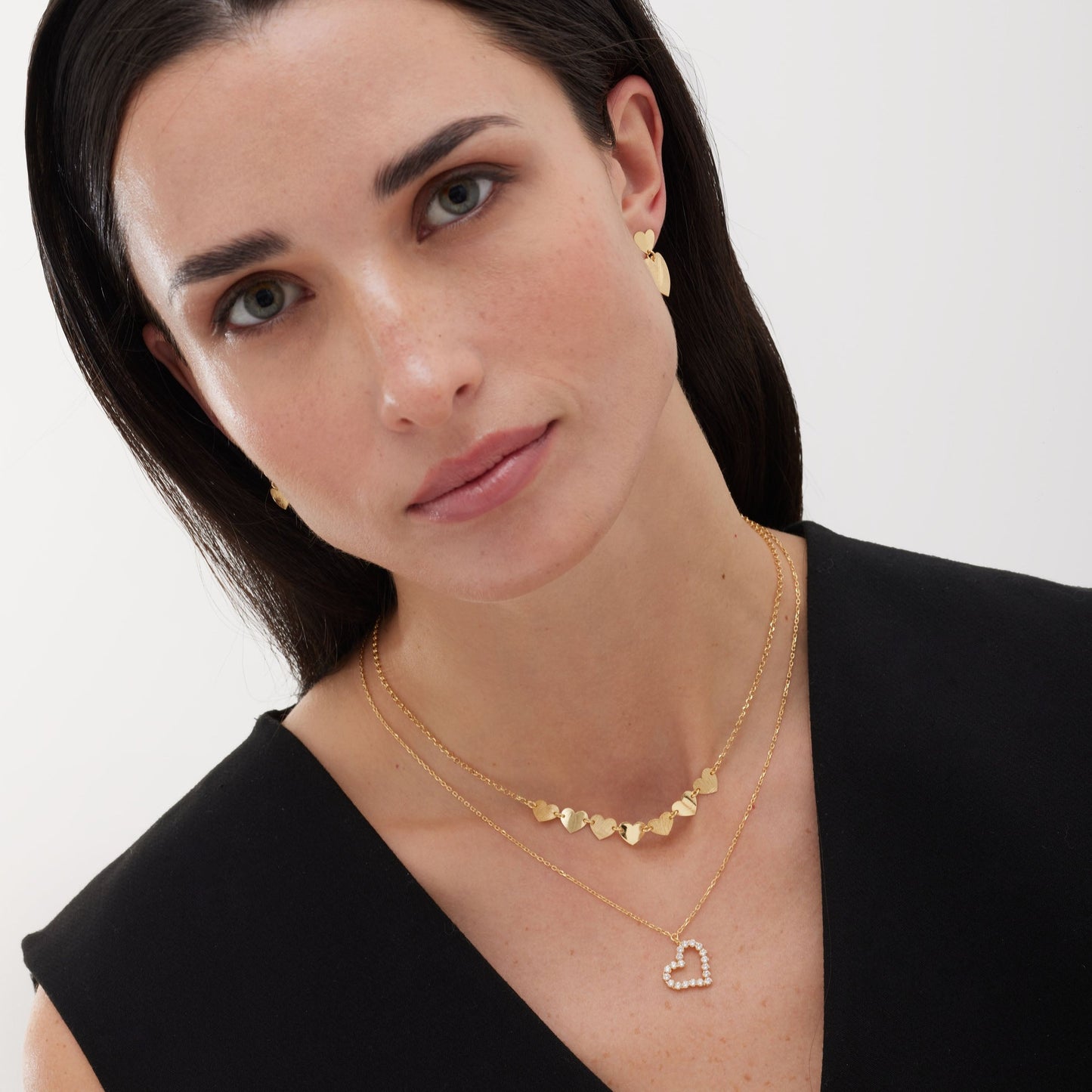 Collar corto corazón irregular El Gesto con cristales riviere en Plata