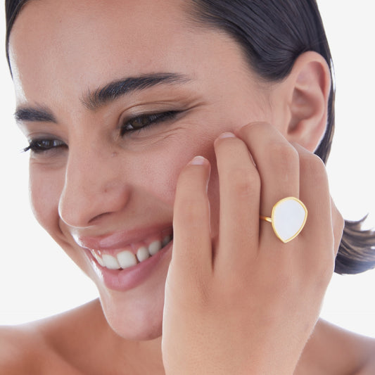 Anillo ajustable Soulquest lágrima nácar en Plata baño Oro