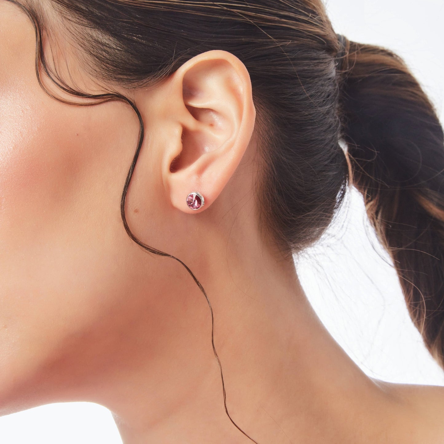 Pendientes botón Basic 7mm círculo cristal en Plata baño Oro