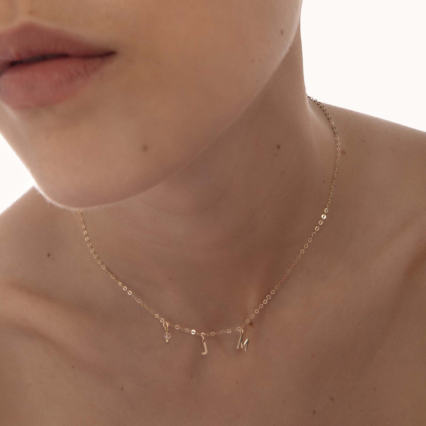 Collar personalizado Thename 2 letras en Plata