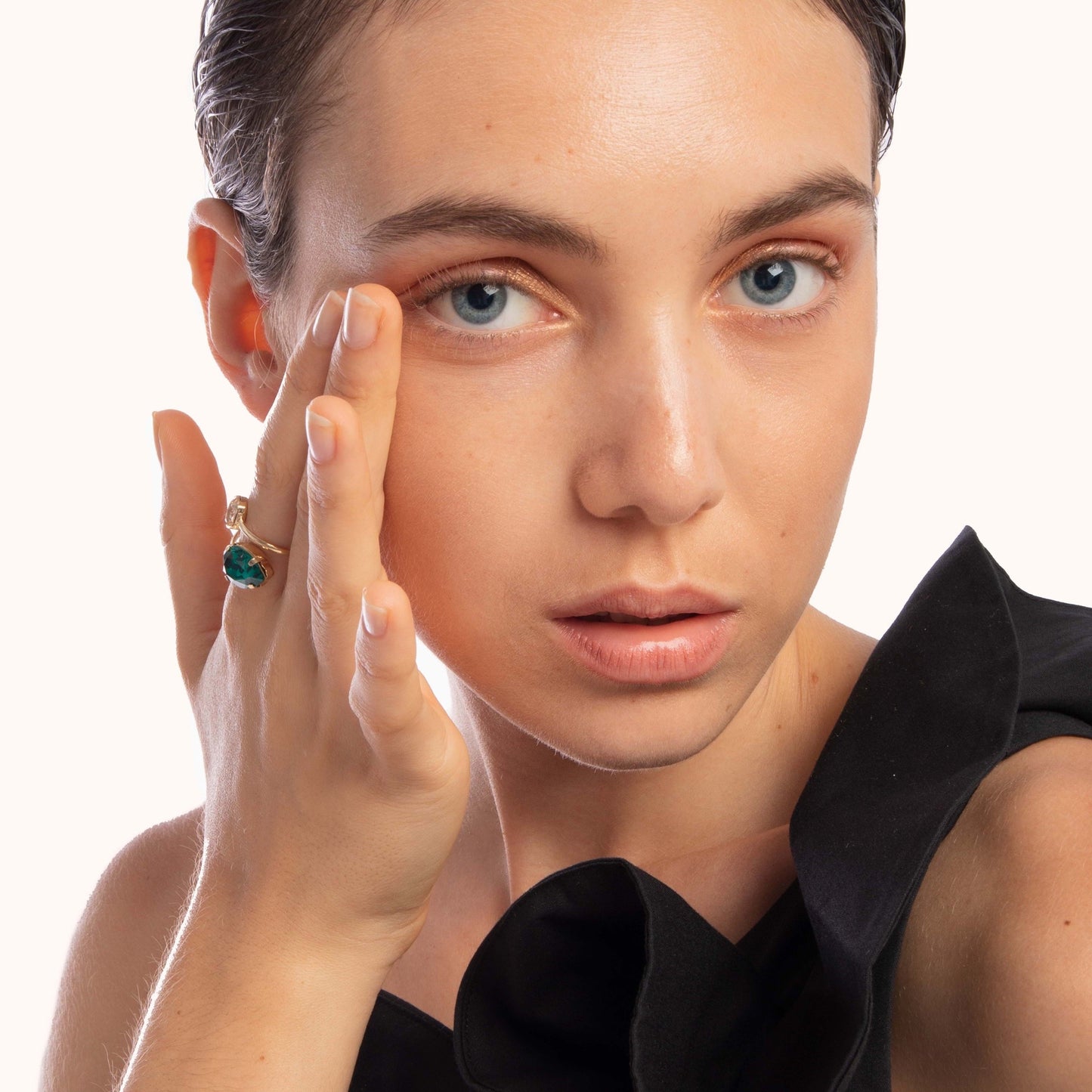 Anillo ajustable lágrima cristal en Plata baño Oro de Blooming