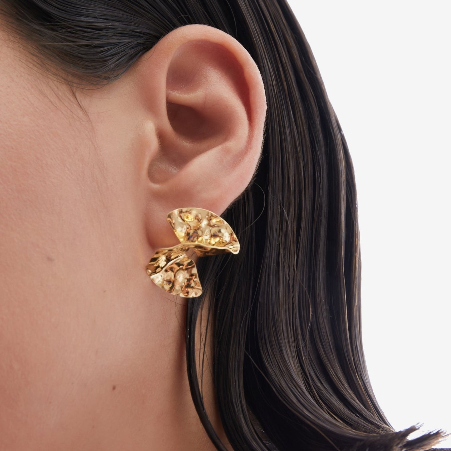 Pendientes cortos Connect textura en Plata