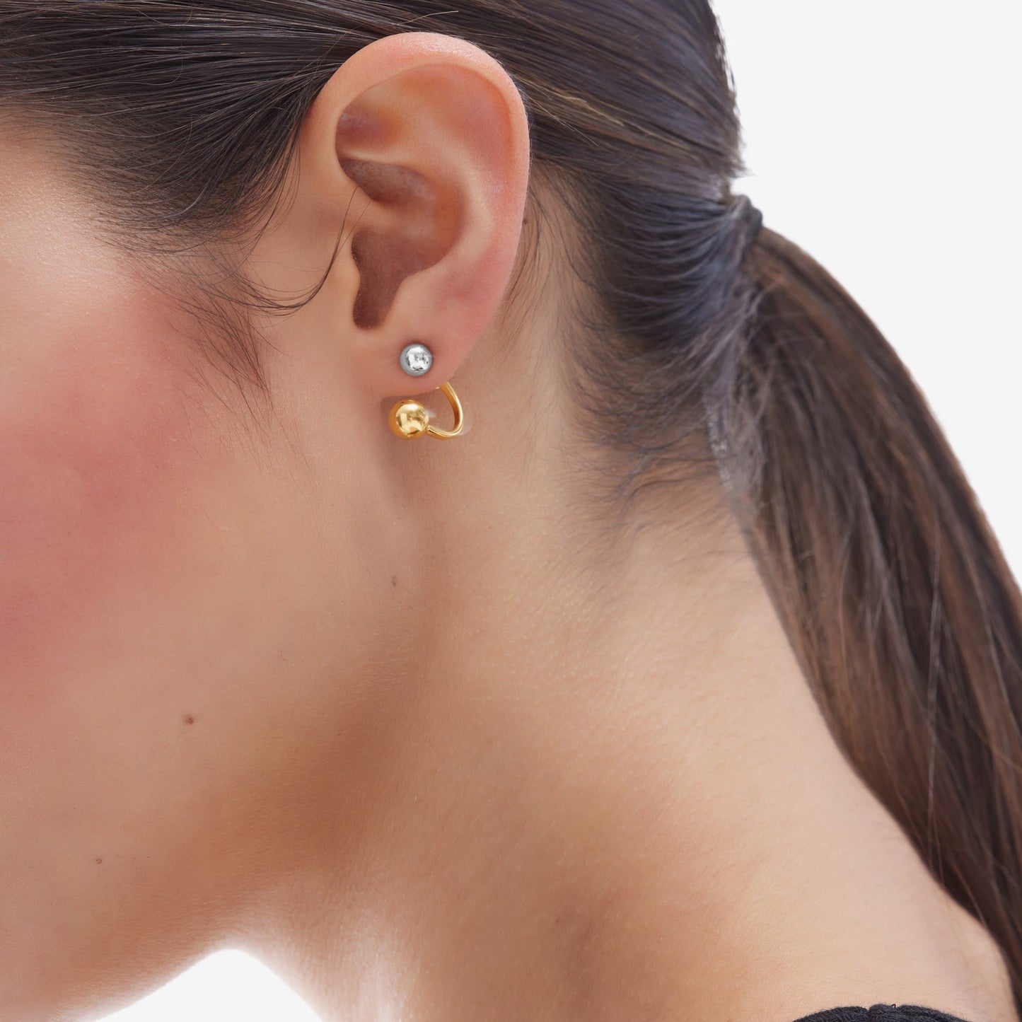 Pendientes cortos Copenhagen bicolor esfera en Plata