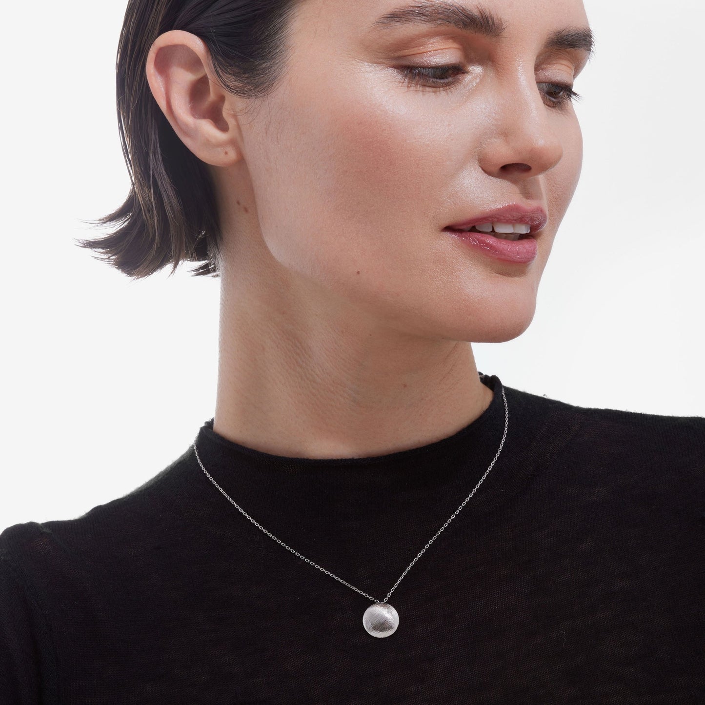 Collar corto Zoom textura esfera en Plata