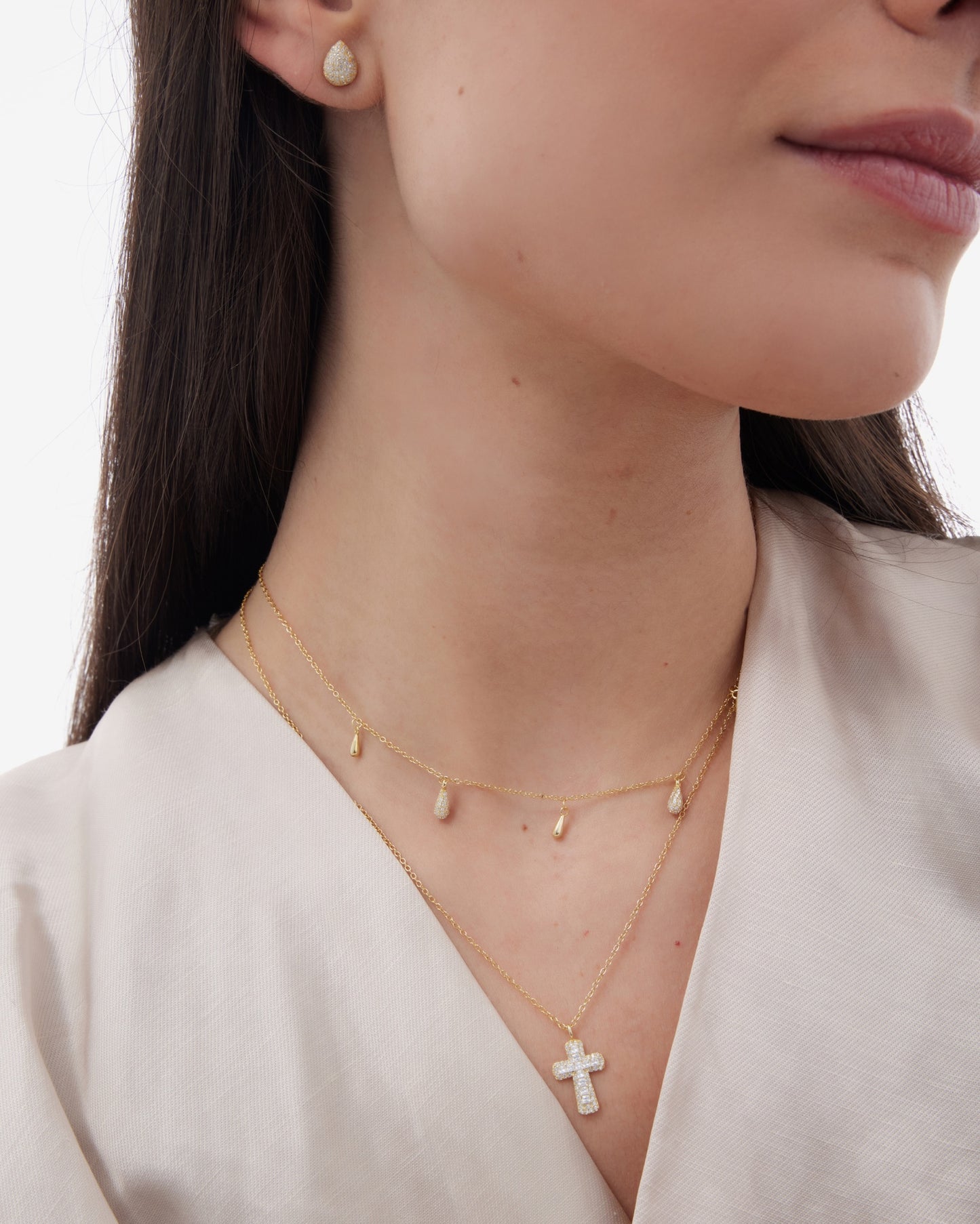Collar corto Lux cruz con circonita blanca en Plata