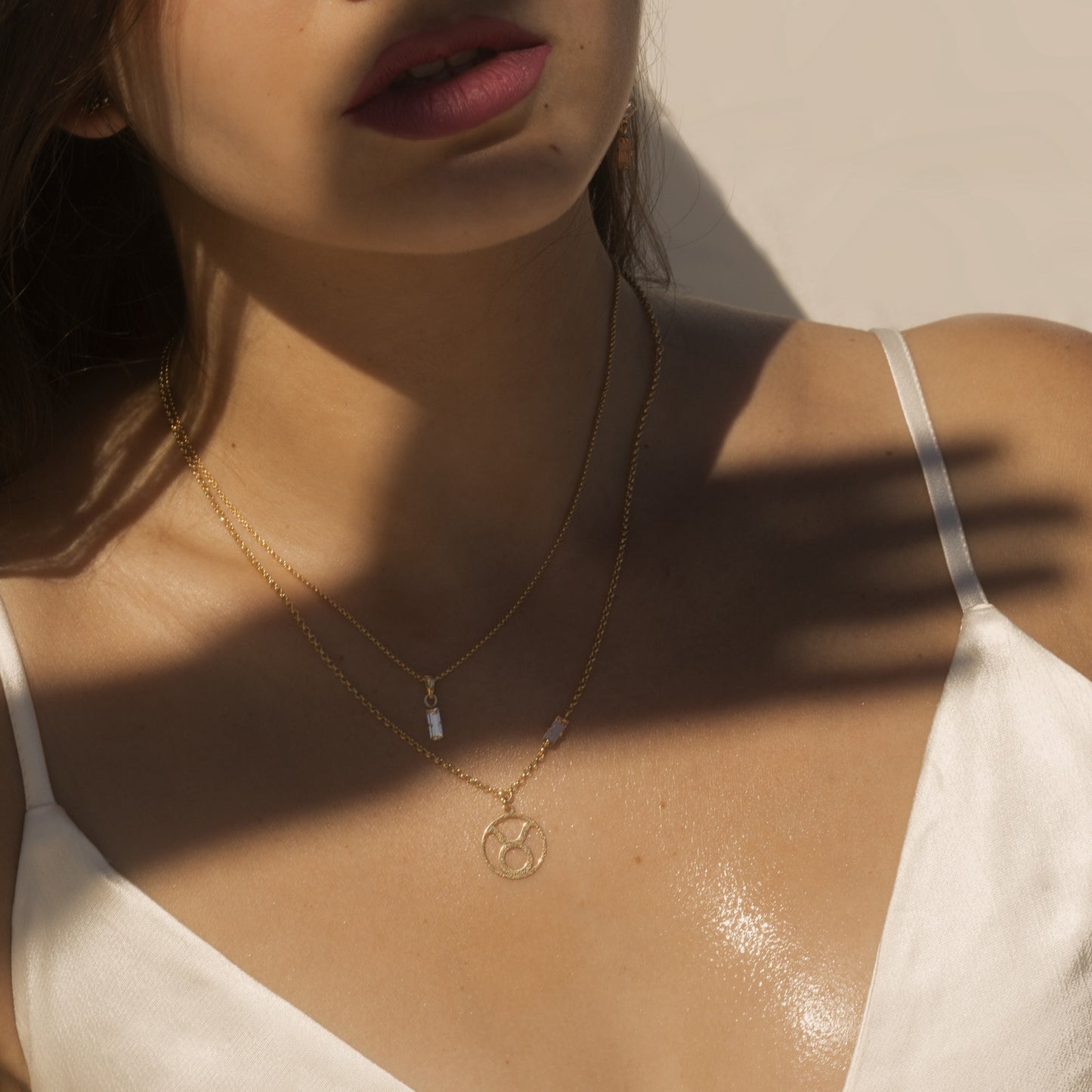 Collar corto Macedonia rectángulo cristal en Plata baño Oro