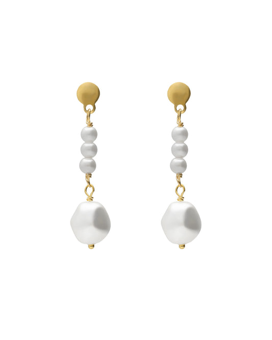 Pendientes cortos Solene con perla barroca en Plata baño Oro