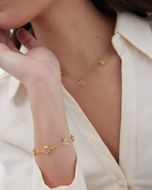 Pulsera Fleur flor con cristal multicolor en Plata baño Oro