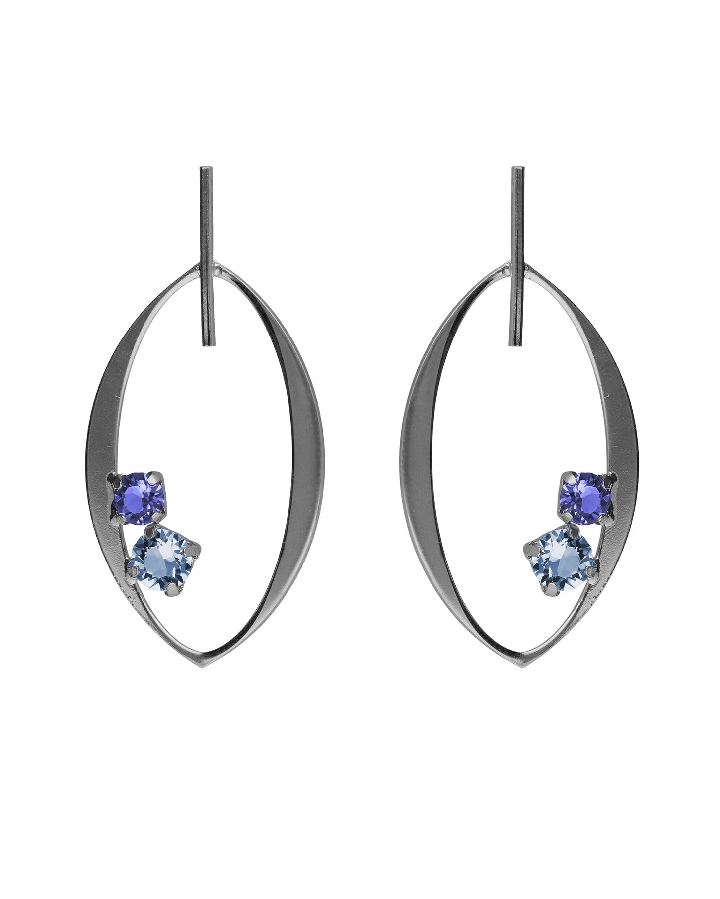 Pendientes largos Alpina con cristales azules en Plata baño Rodio