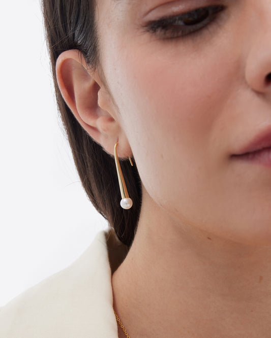 Pendientes gancho Solene con perla en Plata baño Oro