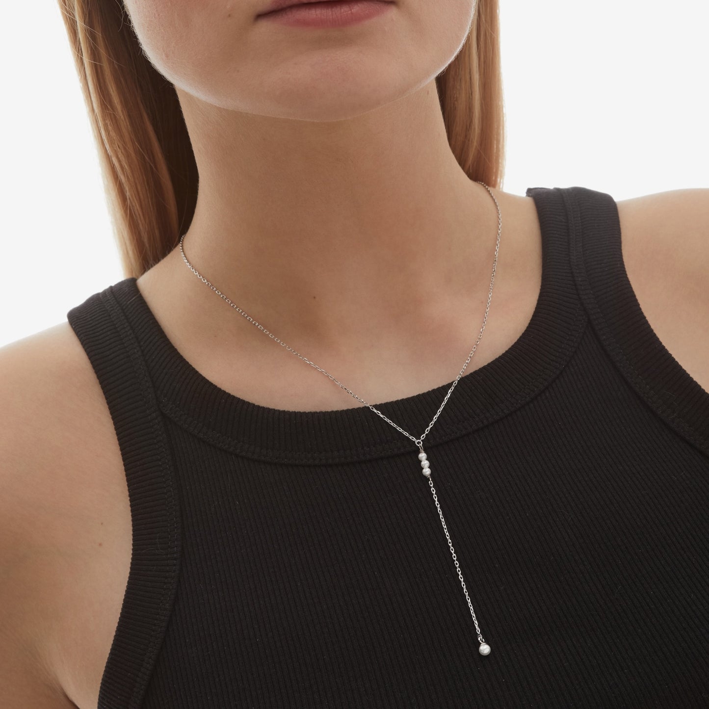 Collar corto Charlotte cristales y perla blanco en Plata