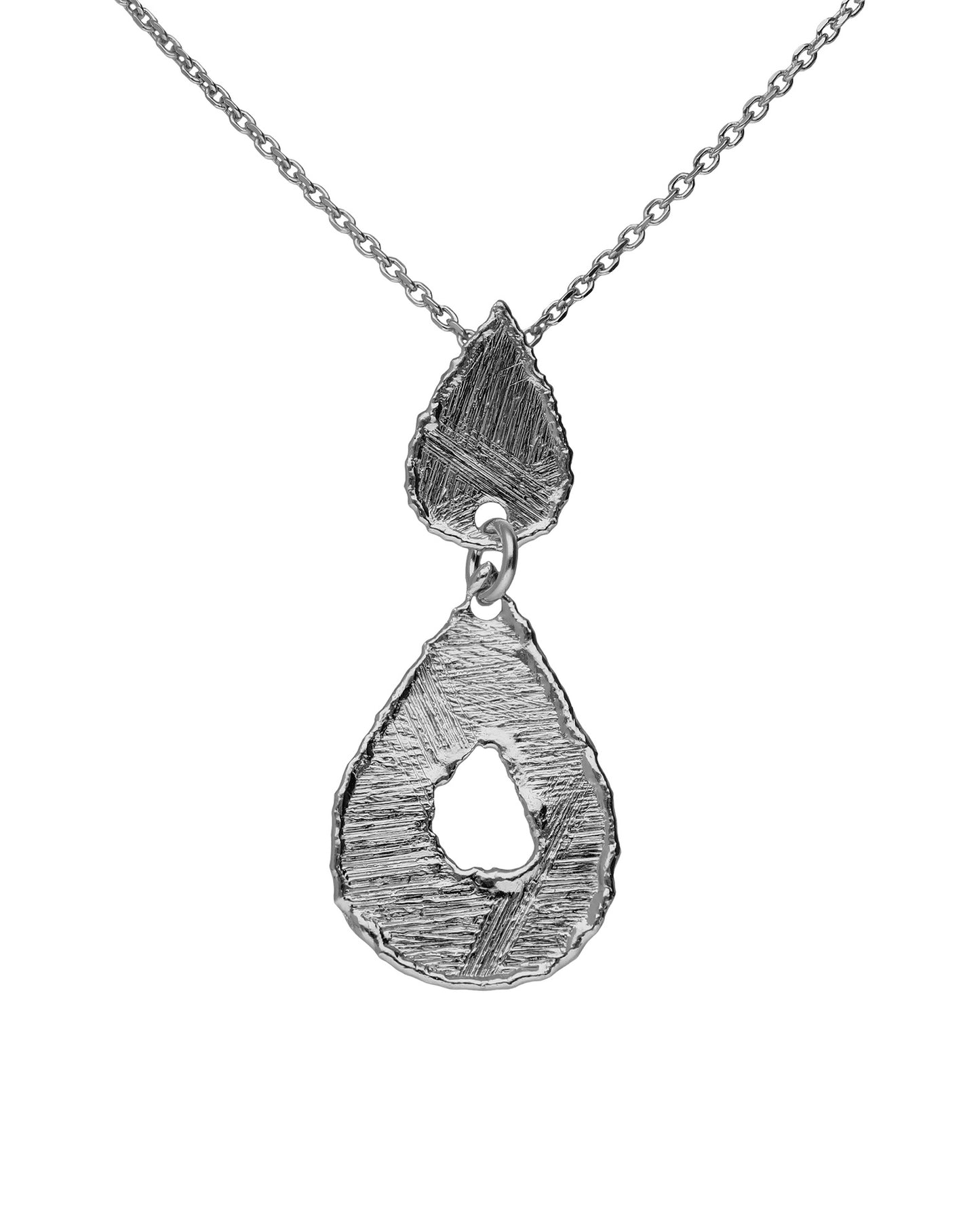 Collar corto textura lágrima Alaska en Plata