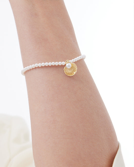 Pulsera Solene concha con perla en Plata baño Oro