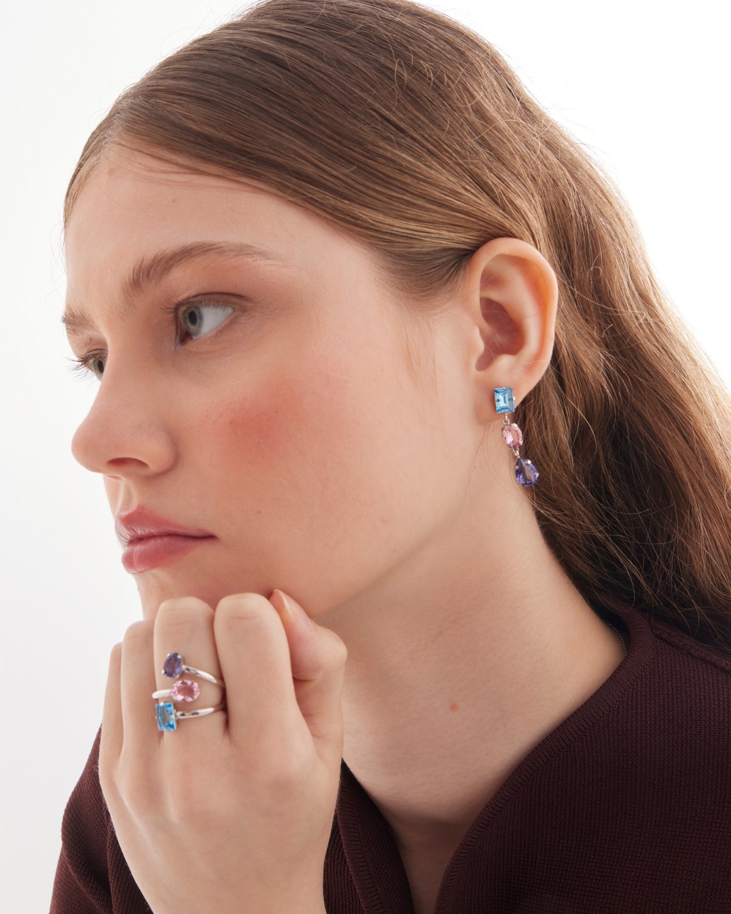 Anillo ajustable espiral Borea con cristal multicolor en Plata baño Rodio