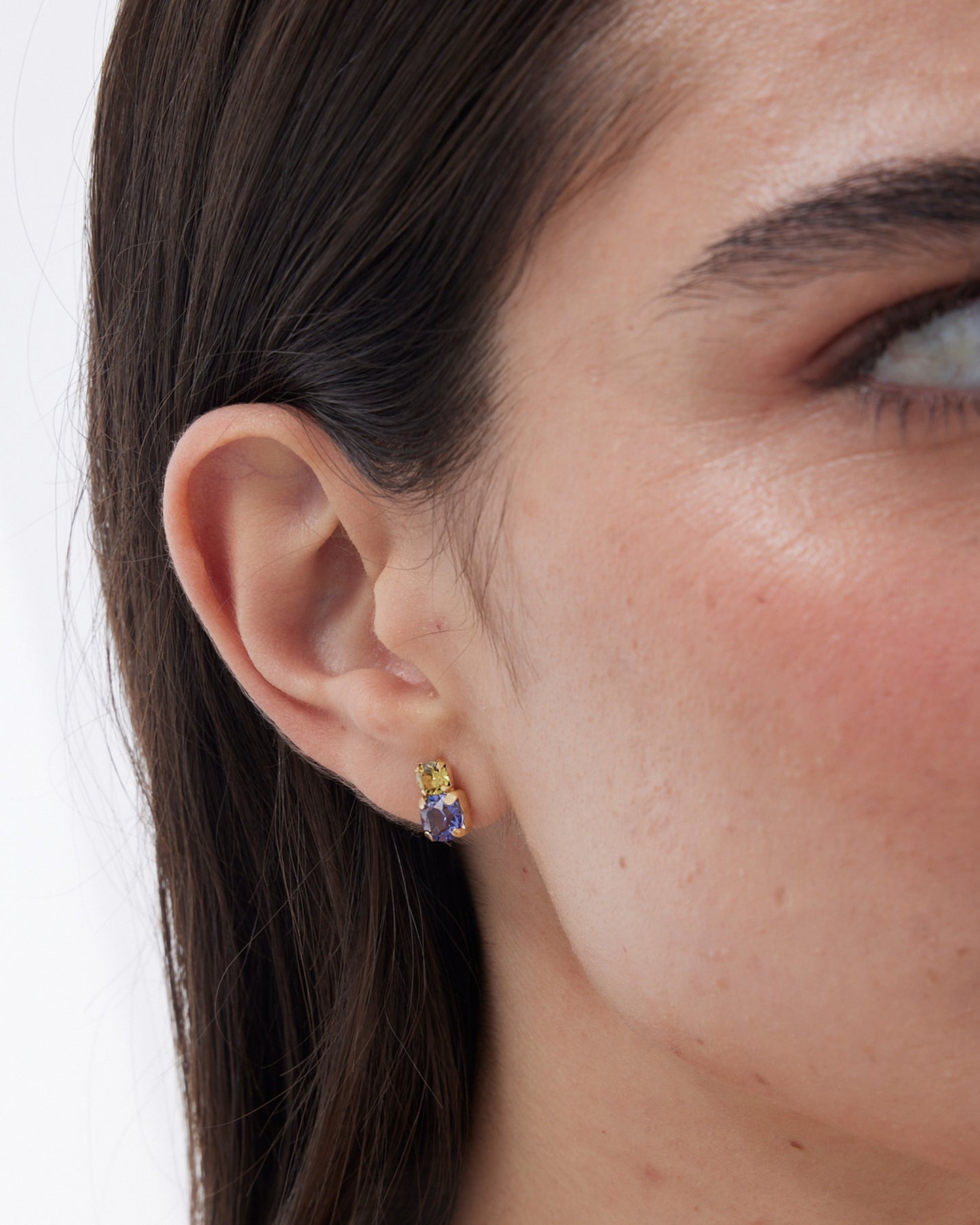 Pendientes botón Fleur con cristal en Plata baño Oro