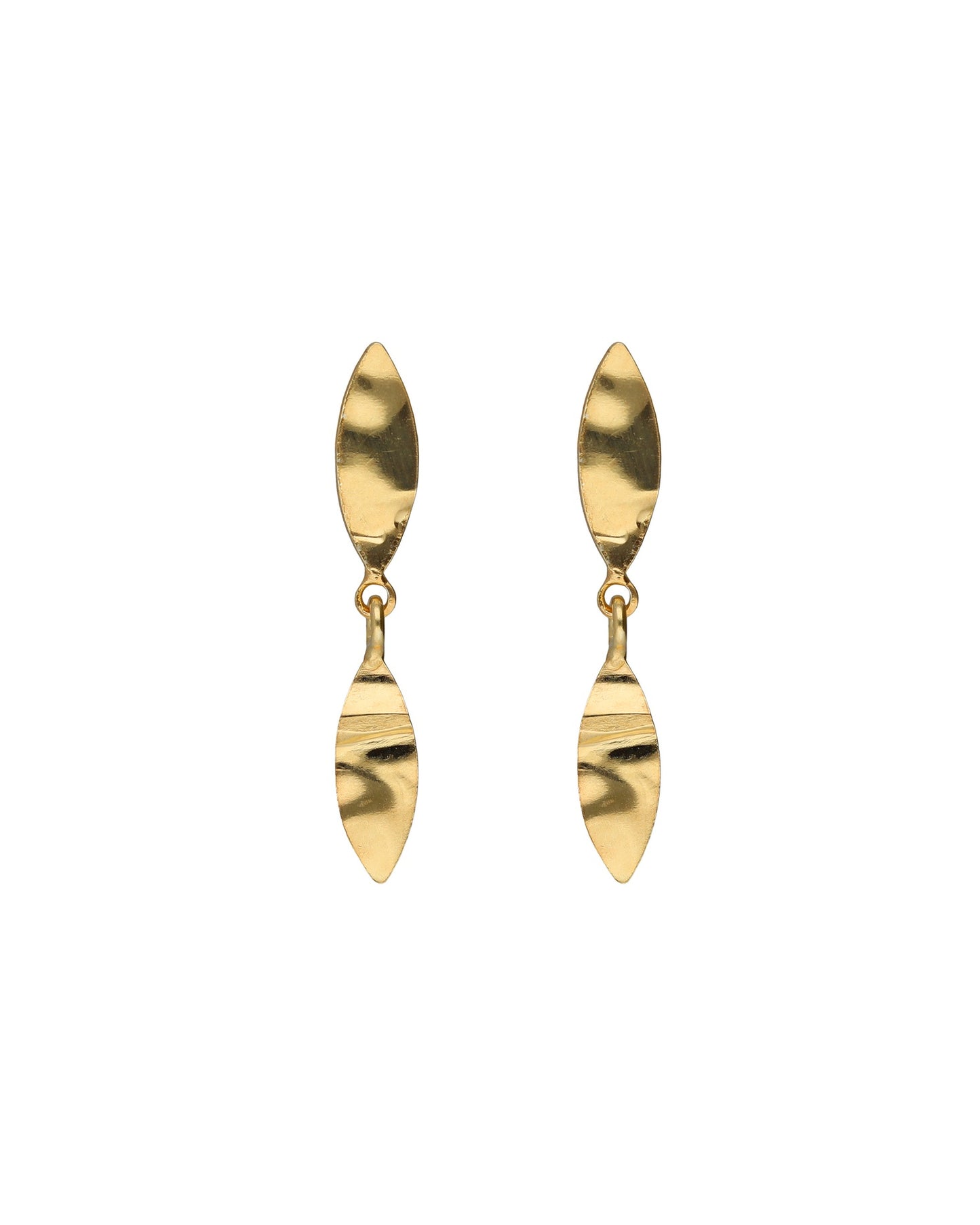 Pendientes cortos textura hoja Alpina en Plata