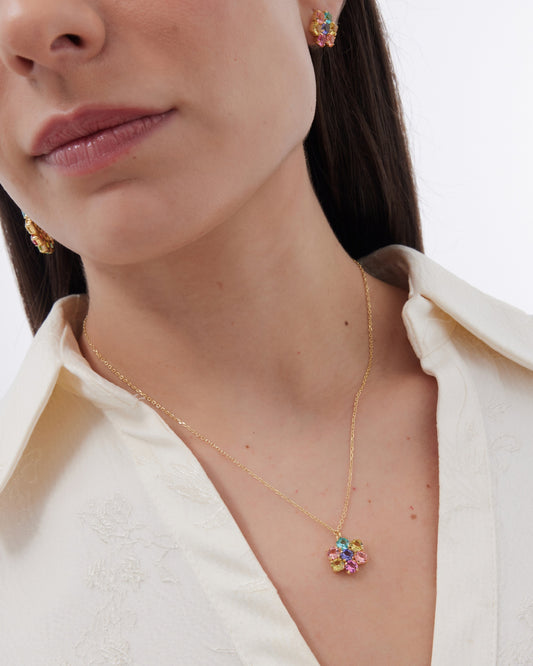 Collar corto Fleur flor con cristal multicolor en Plata baño Oro