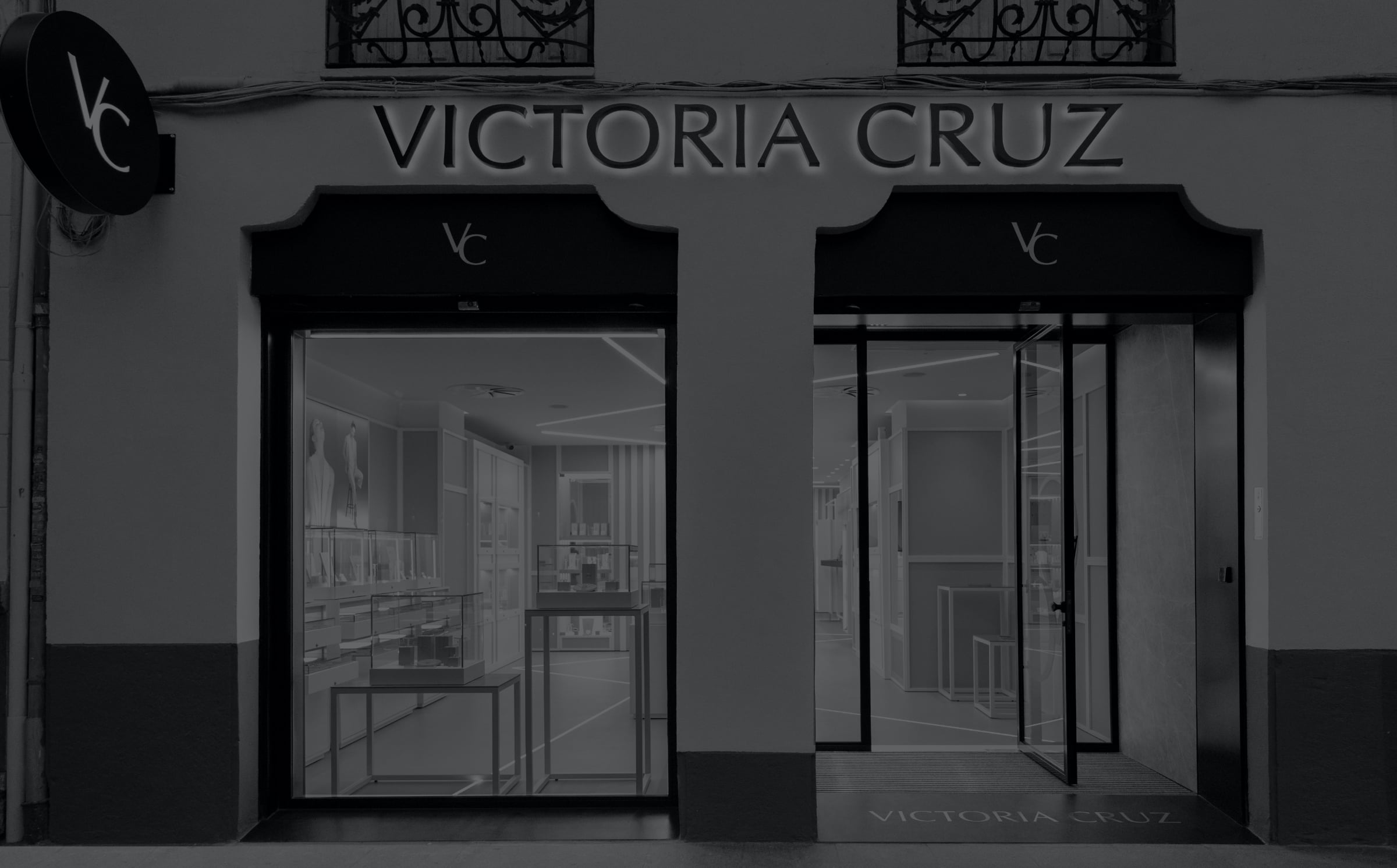 Front photo of the Victoria Cruz flagship store